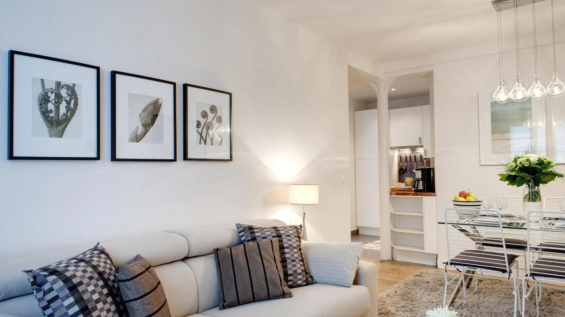 Paris Central Sevigne Residence Apartment