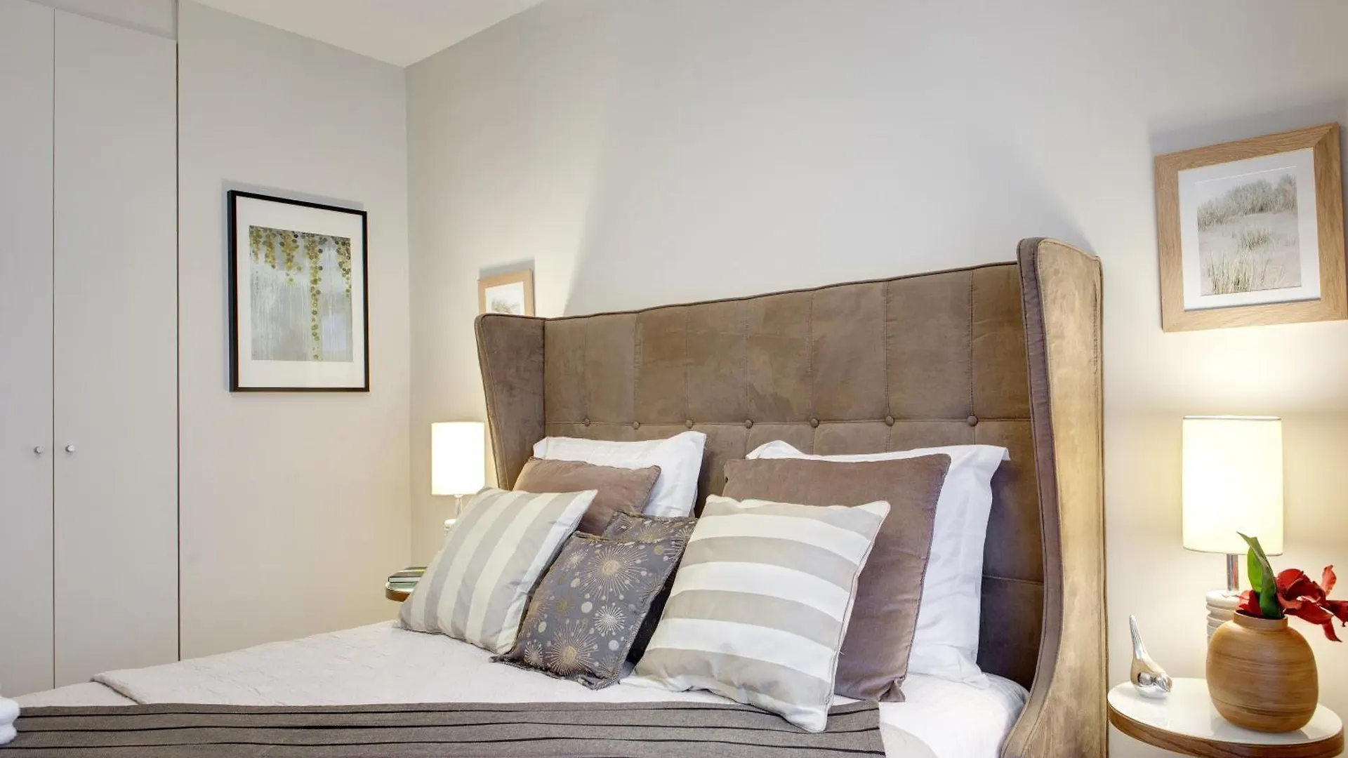Paris Central Sevigne Residence 0*,  France
