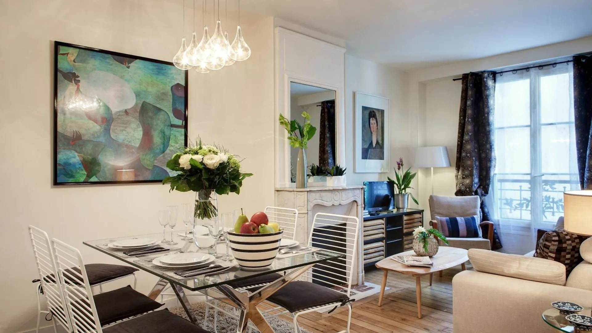 Paris Central Sevigne Residence 0*,